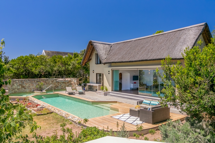 5 Bedroom Property for Sale in Pezula Golf Estate Western Cape